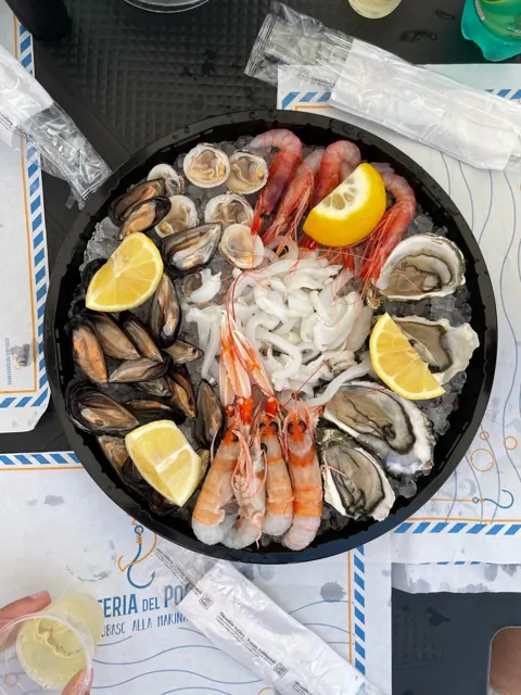 Seafood platter with oysters and prawns