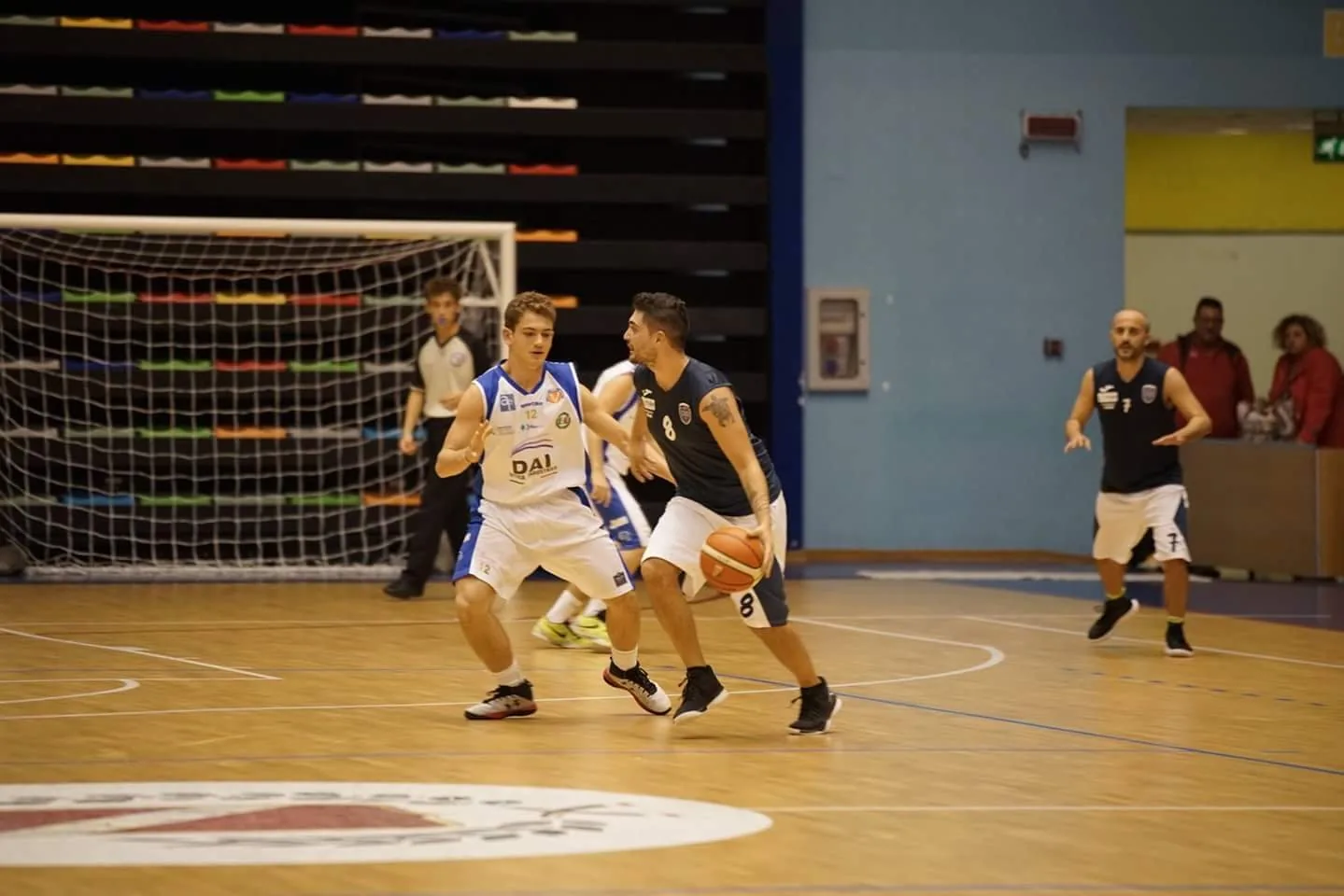 Saverio on court during a basketball game